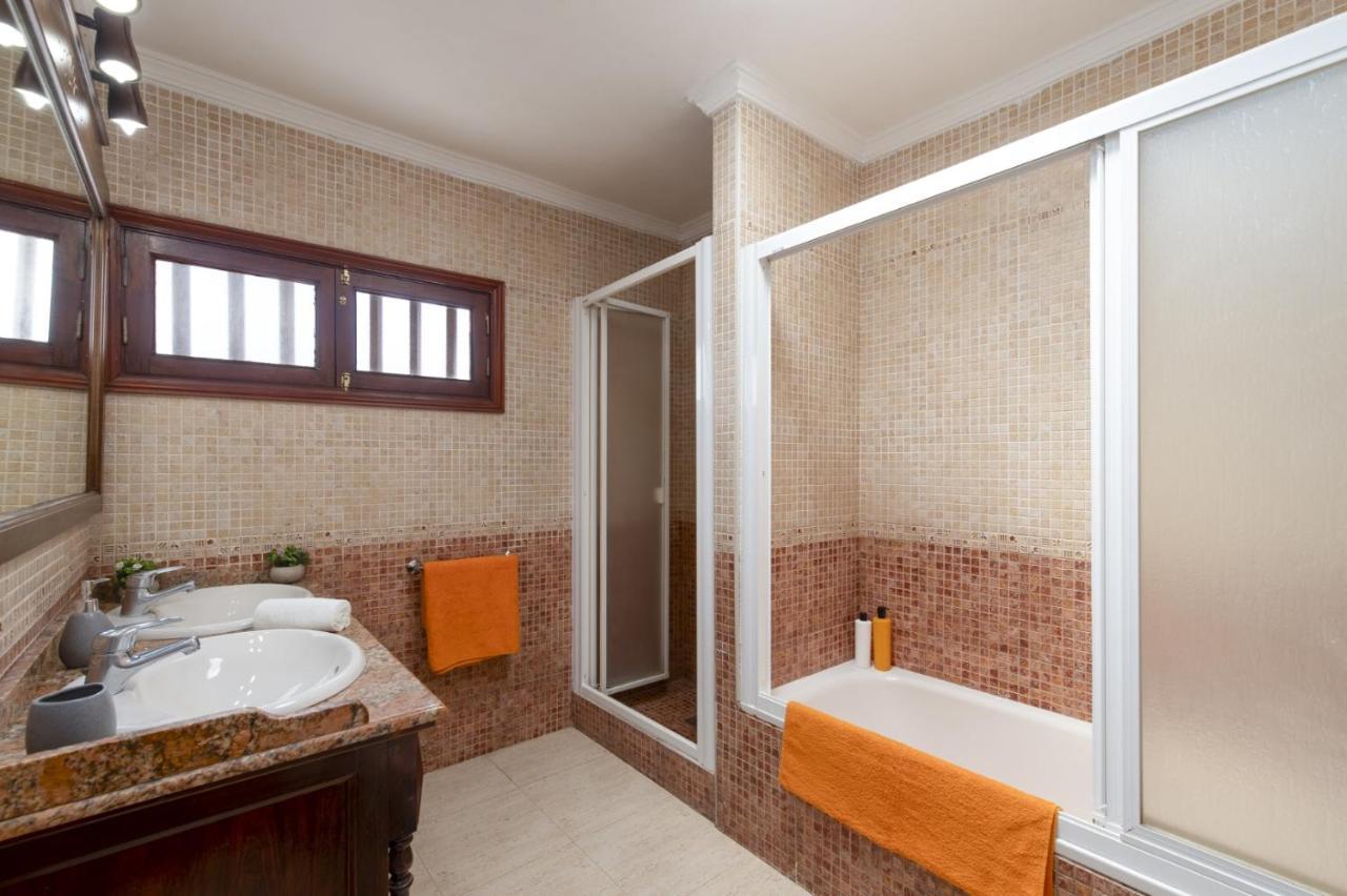 Villa Almar By Villa Plus 蒂亚斯 外观 照片